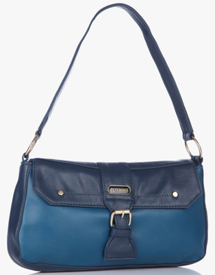 

Peperone Hand-held Bag(Multicolor)