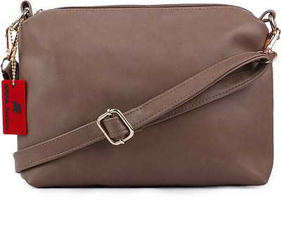 

Arfafashions Casual Brown Clutch