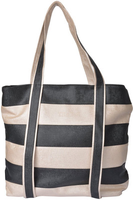 

BSB Trendz Hand-held Bag(Black)