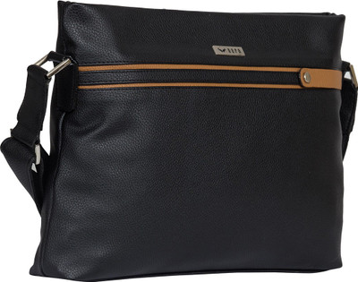

Bern Messenger Bag(Black)