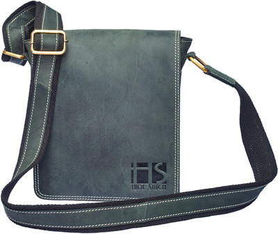 

Hide Stitch Messenger Bag(Black)