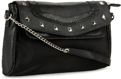 

Baggit Hand-held Bag(Black)