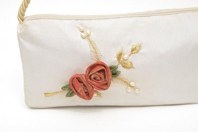 

Neha's Messenger Bag(White)
