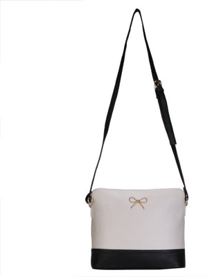 

Ayeshu Sling Bag(Blue)