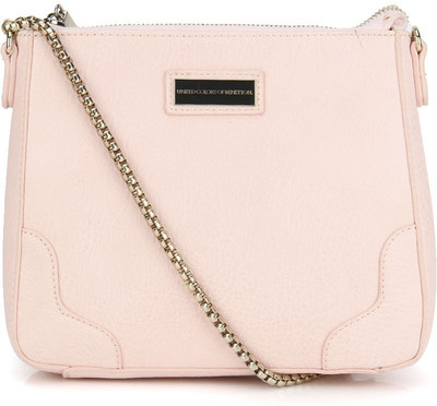 

United Colors of Benetton. Hand-held Bag
