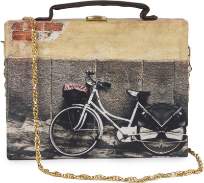 

Zoe Makhoa Sling Bag(Multicolor)