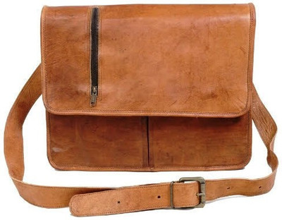 

Goatter Messenger Bag(Tan)