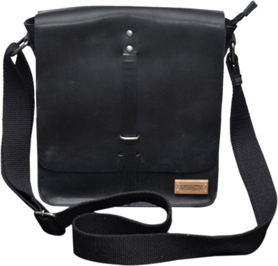 

Le Craf Messenger Bag(Black)