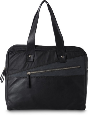 

Baggit Shoulder Bag(Black)