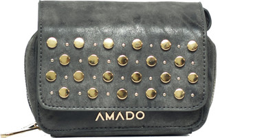 

Amado Sling Bag(Black)
