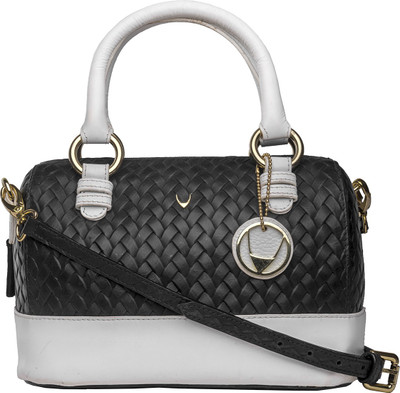

Hidesign Shoulder Bag(Black, White)