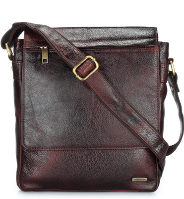 

Teakwood Messenger Bag(Brown)