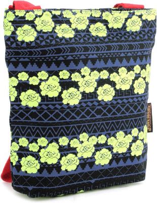 

Kanvas Katha Tote(Blue, Green)