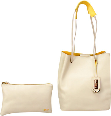 

Horra Messenger Bag(Multicolor)