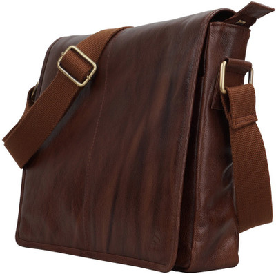 

Clubb Messenger Bag(Brown)