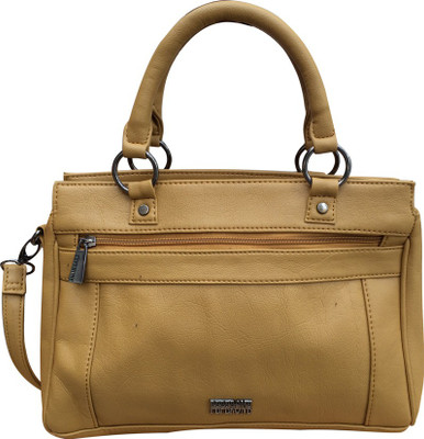 

Peperone Hand-held Bag(Yellow)