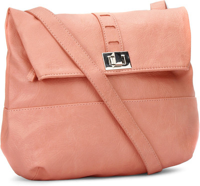 

Baggit Hand-held Bag(Pink)