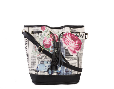

Legal Bribe Shoulder Bag(Black)