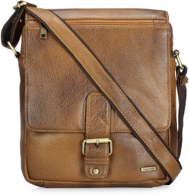 

Teakwood Messenger Bag(Tan)
