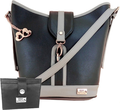 

Anglopanglo Shoulder Bag(Multicolor)