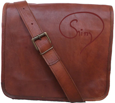 

Shiny Collection Sling Bag(Tan)