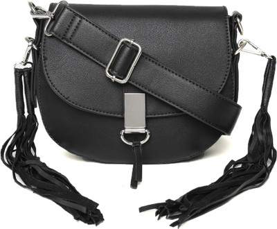 Parfois Sling Bag(Black)