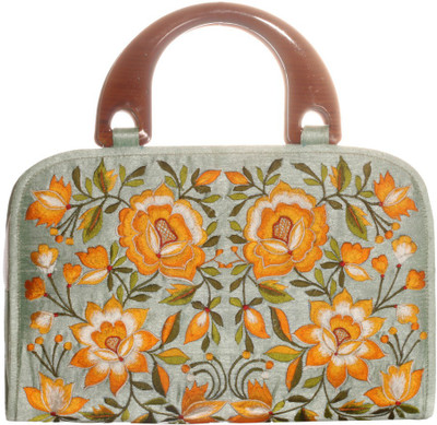 

Soulful Threads Hand-held Bag(Multicolor)