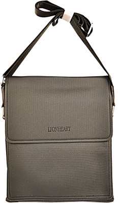 

Lion Heart Messenger Bag(Black)
