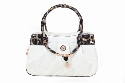 

Urbane Chics Hand-held Bag(White)