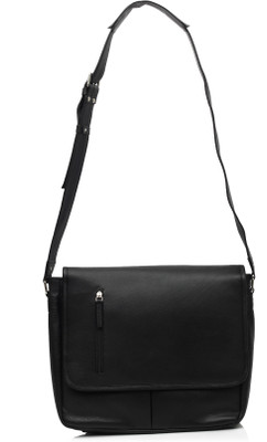 

Kara Messenger Bag(Black)