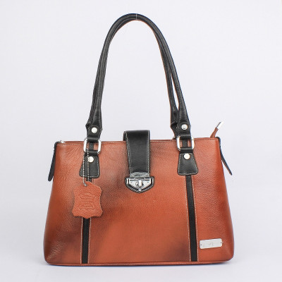 

Hepburnette Shoulder Bag(Brown)