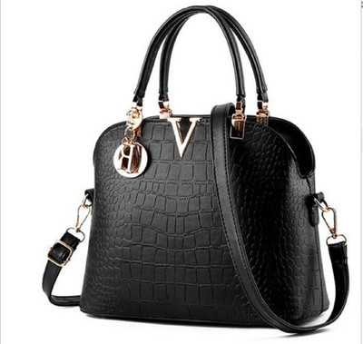 

Tanned Hand-held Bag(Black)