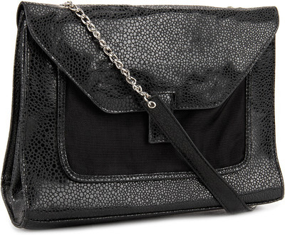 

Baggit Hand-held Bag(Black)