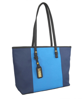 

Toteteca Shoulder Bag(Multicolor)