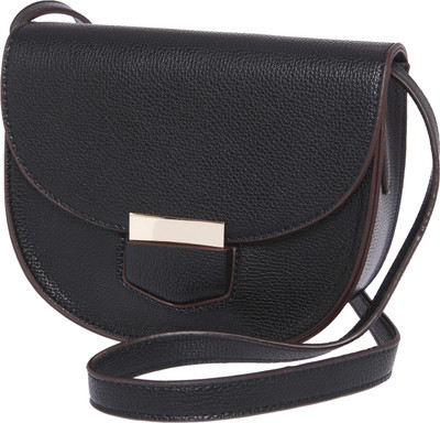 

Fur Jaden Sling Bag(Black)