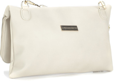 

United Colors of Benetton Messenger Bag(Beige)