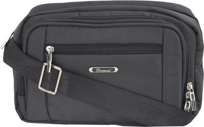 

JOURNEY9 Hand-held Bag(Black)