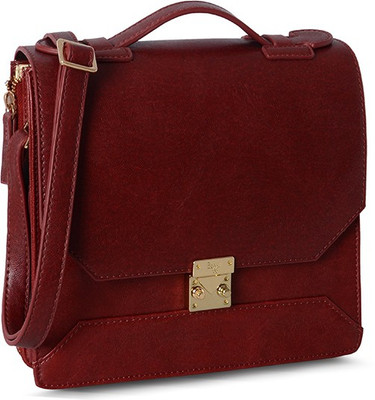 

Baggit Hand-held Bag(Maroon)