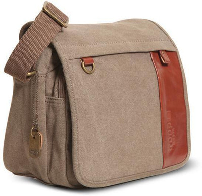 

Troop London Messenger Bag(Brown)