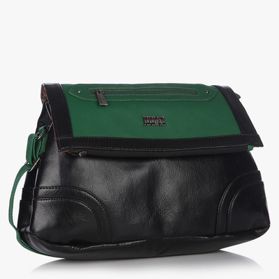 

Peperone Hand-held Bag(Multicolor)