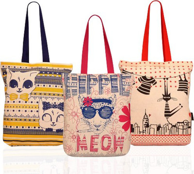 

Kanvas Katha Tote(Multicolor)