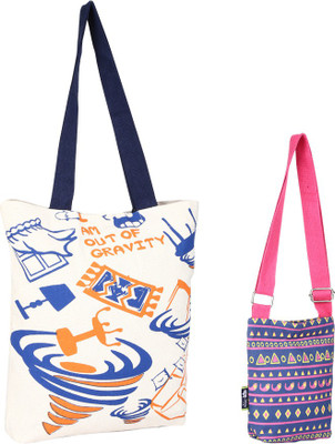 

Kanvas Katha Tote(Multicolor)