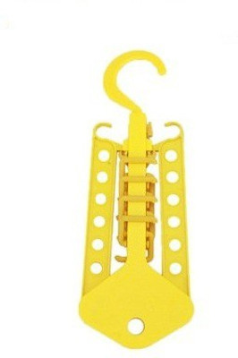 

AND Retails Plastic Cloth Hanger