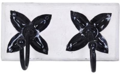 Onlineshoppee Iron Cloth Hanger