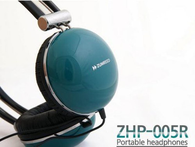 

Zumreed Retro Style Over-The-Ear Headphones Teal (Zum-80295) (Discontinued By Manufacturer) Headphone(Dark Green)