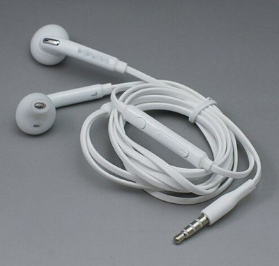 

Zen 3.5mm hs1 Headphone(White, In the Ear)