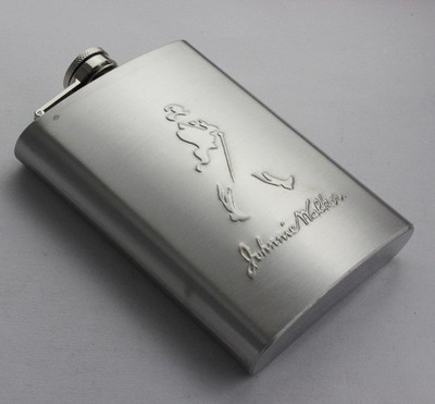 

Pia International Embossed Stainless Steel Hip Flask(236 ml)