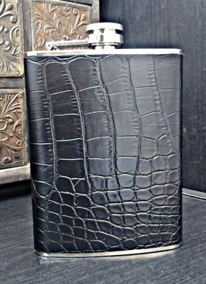 

Pia International Croco Matte Stainless Steel Hip Flask(266 ml)