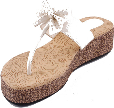 

Foot Wagon Women White Wedges