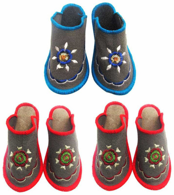 Champaliya Slippers, Multicolor